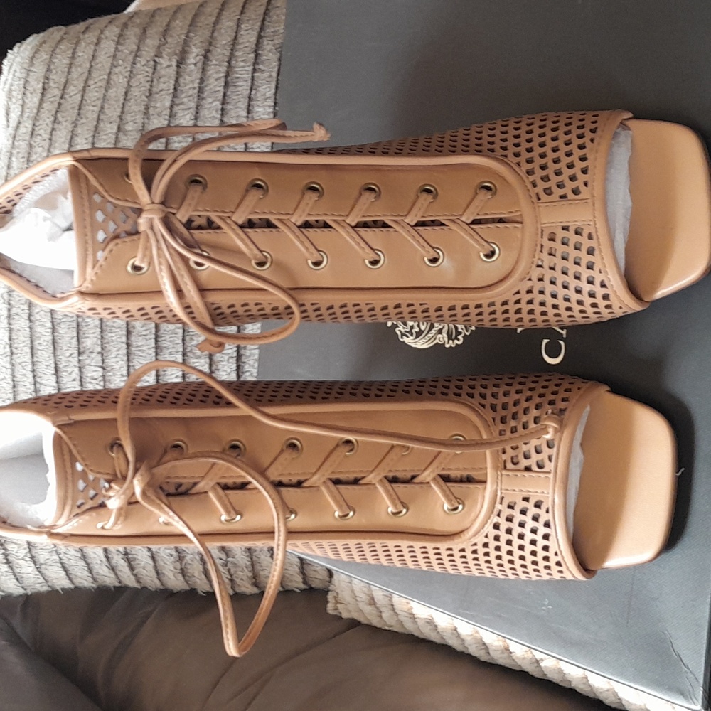 Vince Camuto Tan Heeled Boots with Perforated Design - Picture 2 of 6